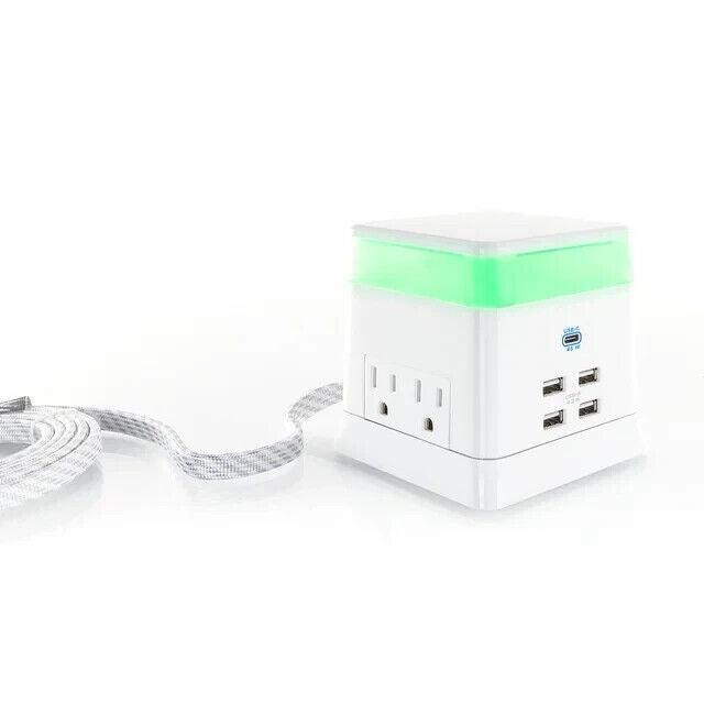 CyberPower Charge & Glow USB & AC Power Station 4 Outlet, 4 USB, 1 USB-C - Like New