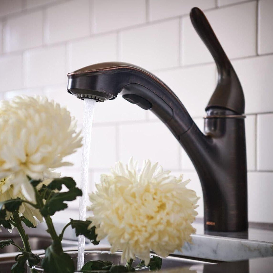 MOEN Brecklyn 87557BRB Single-Handle Pull-Out Sprayer Kitchen Faucet with Power Clean in Mediterranean Bronze