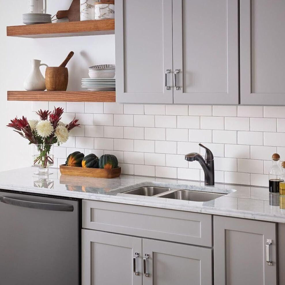 MOEN Brecklyn 87557BRB Single-Handle Pull-Out Sprayer Kitchen Faucet with Power Clean in Mediterranean Bronze