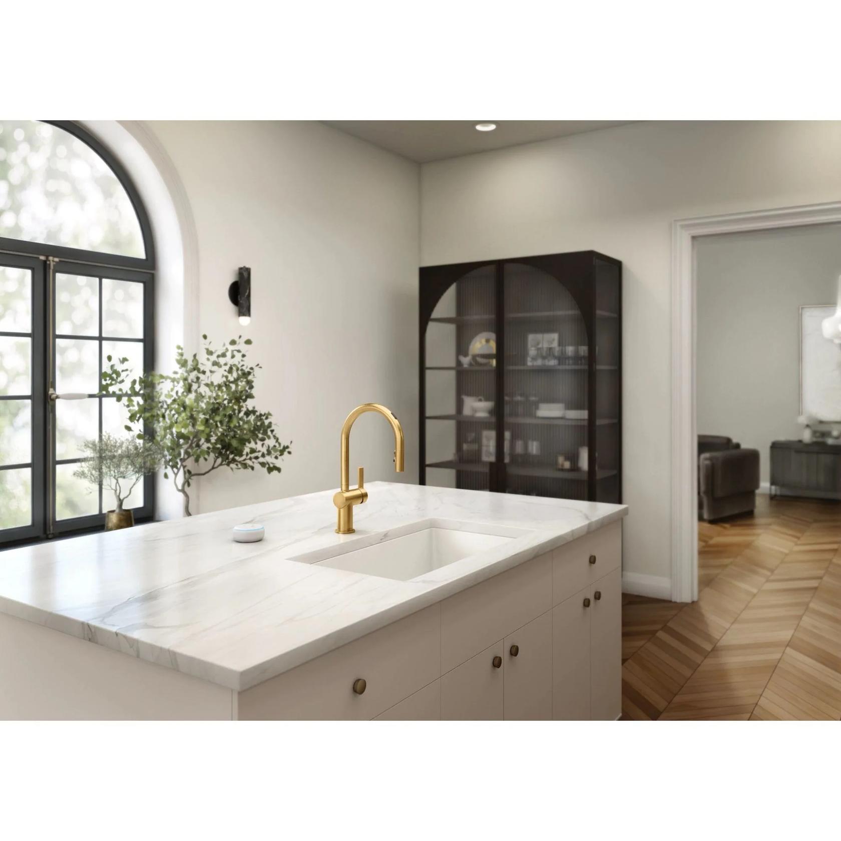 MOEN Cia 1-Handle Touchless Pull-Down Sprayer Kitchen Faucet with MotionSense Wave and Power Clean in Brushed Gold