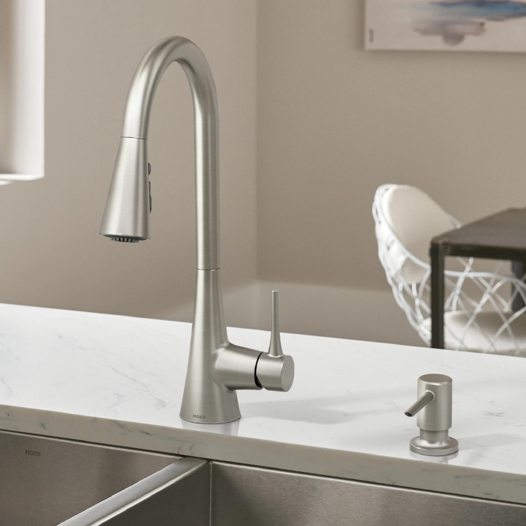 MOEN Sarai 87836SRS Single Handle Deck-Mount Pull-Down Kitchen Faucet with Sprayer in Spot Resist Stainless