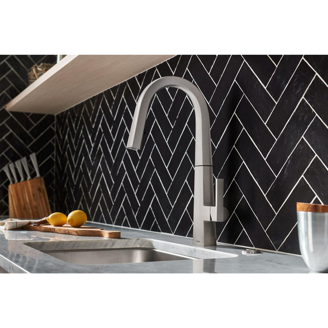 MOEN Nio S75005SRS Pull Down Sprayer Kitchen Faucet with 360 Degree Spout Swivel and Power Boost in Spot Resist Stainless