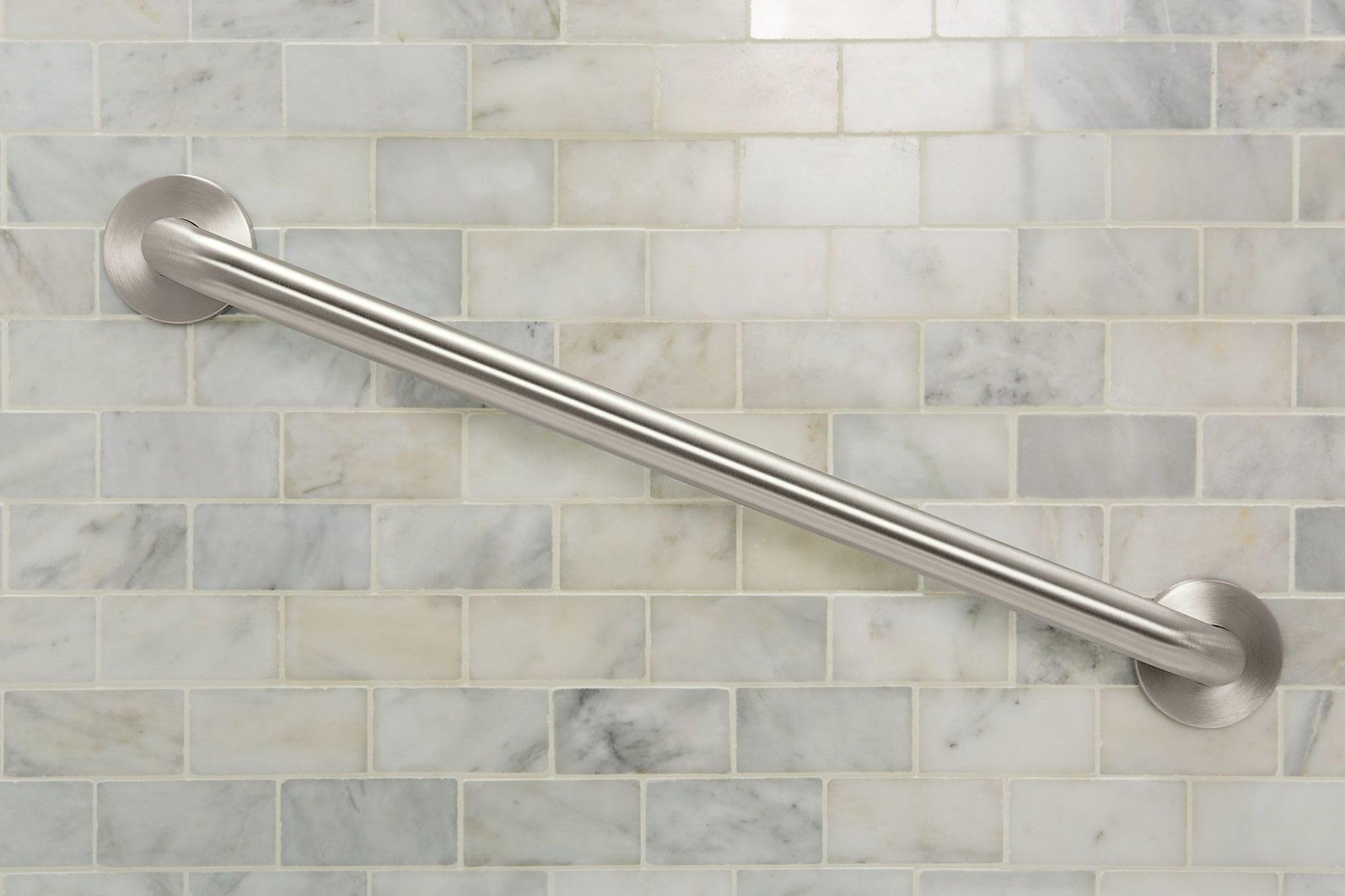 Moen Home Care Bathroom Safety 32 Inch Stainless Steel Handicap Grab Bar for Bathtub and Shower, Elderly Assistance Product with Concealed Screws, 8732