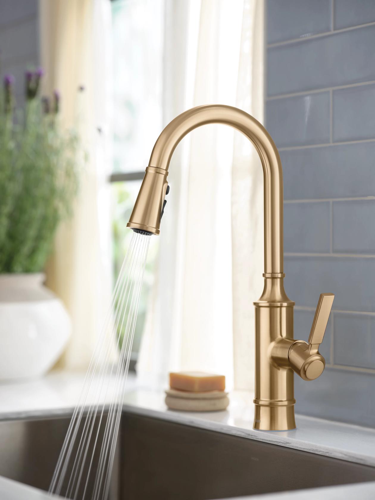 MOEN Gilden 87679BZG Single Handle Pull-Down Sprayer Kitchen Faucet with Reflex and Power Boost in Bronzed Gold