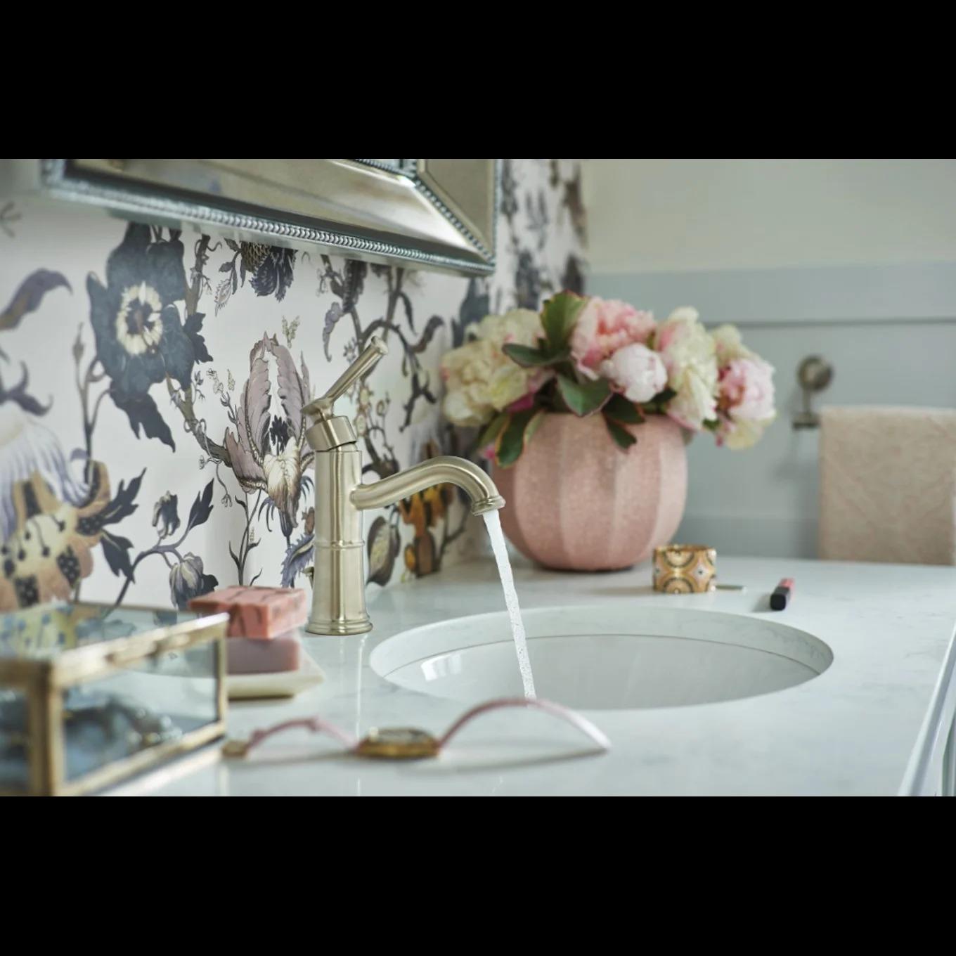 MOEN Belfield 6402NL 1.2 GPM Single-Handle Single Hole Bathroom Faucet in Polished Nickel