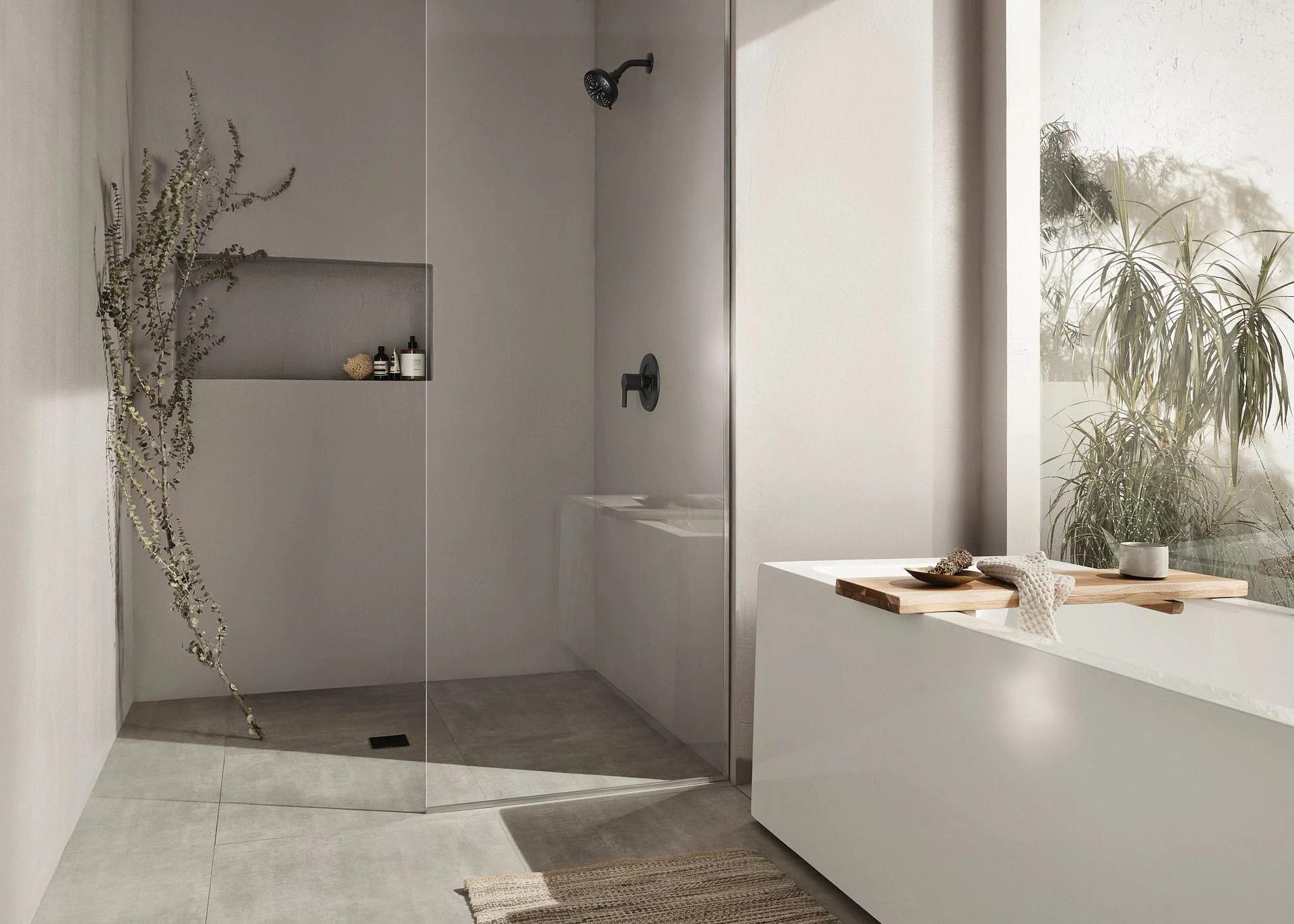 MOEN Rinza 82628BL One-Handle Bathtub and shower Faucet in Matte Black (Valve Included)