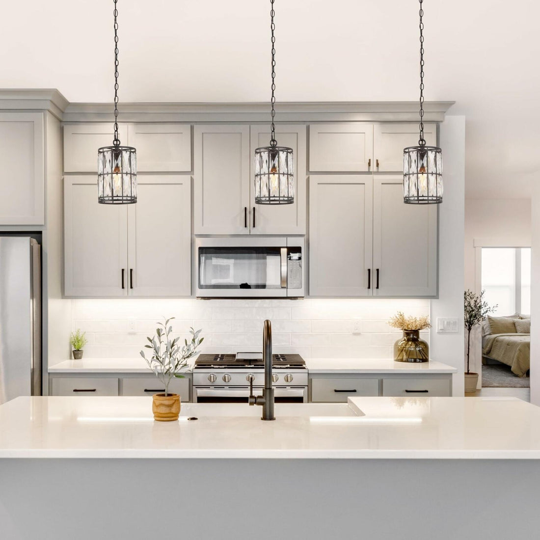 Overstock Aulia Modern Glam Black Single Pendant Crystal Glass Island Light for Dining Room - 5.5&