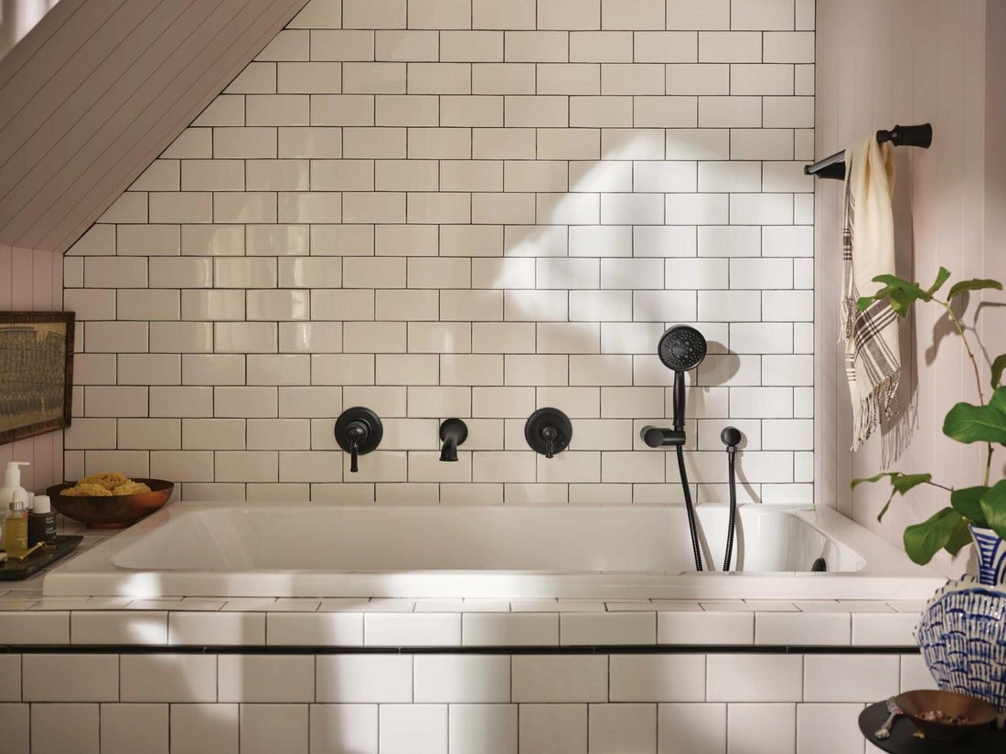 MOEN 3636EPBL Four Function Eco-Performance Handheld Shower with Wall Bracket and 69-Inch Hose in Matte Black