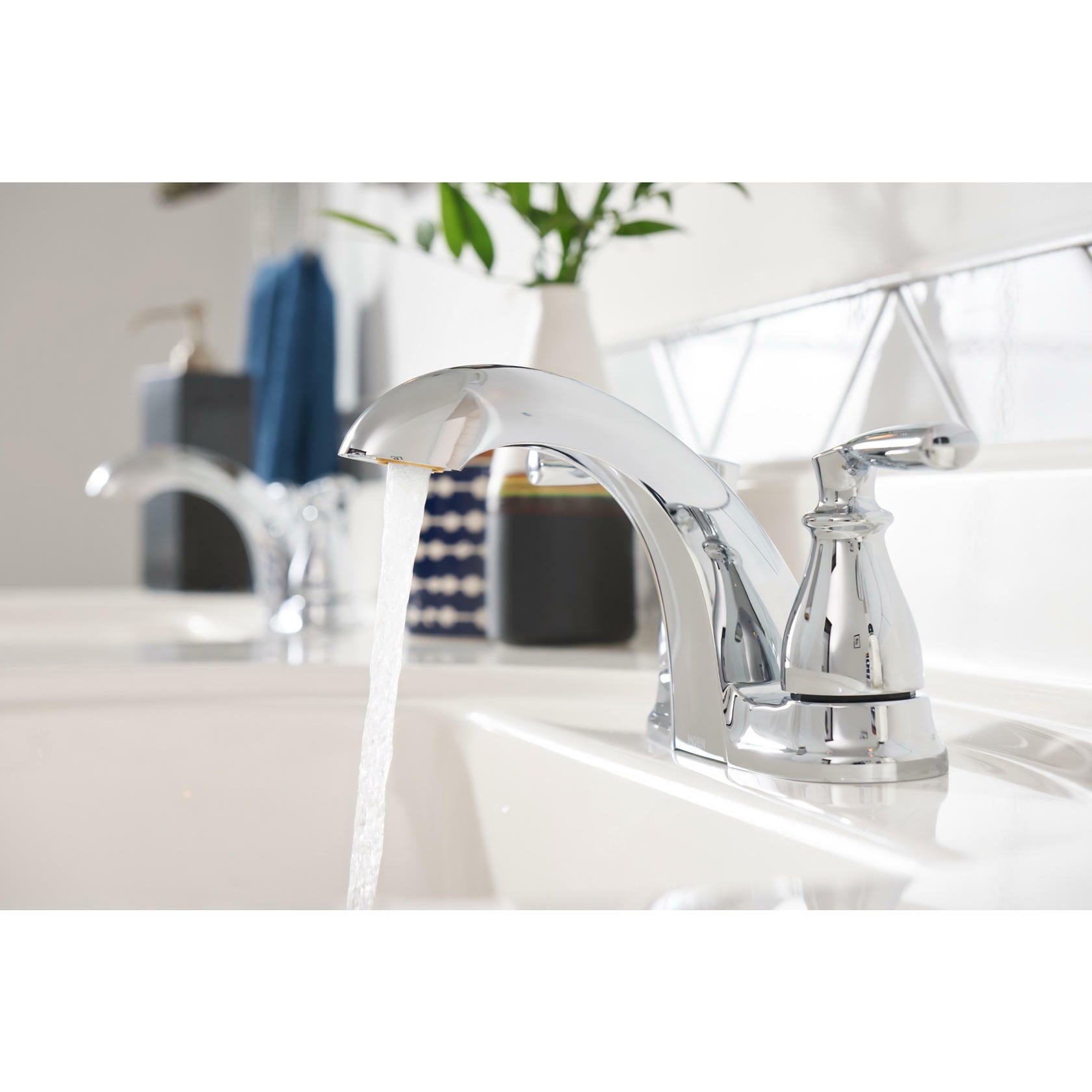 MOEN Hilliard 84532 Two Handle Centerset Lavatory Bathroom Faucet in Chrome