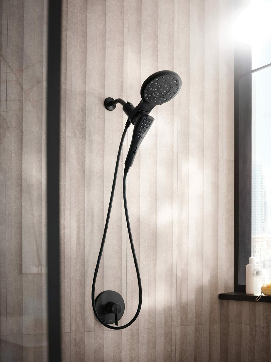 MOEN Verso 220C3EPBL 8-Spray Patterns with 1.75 GPM 7 in. Wall Mount Dual Handheld Shower Heads with Infiniti Dial in Matte Black