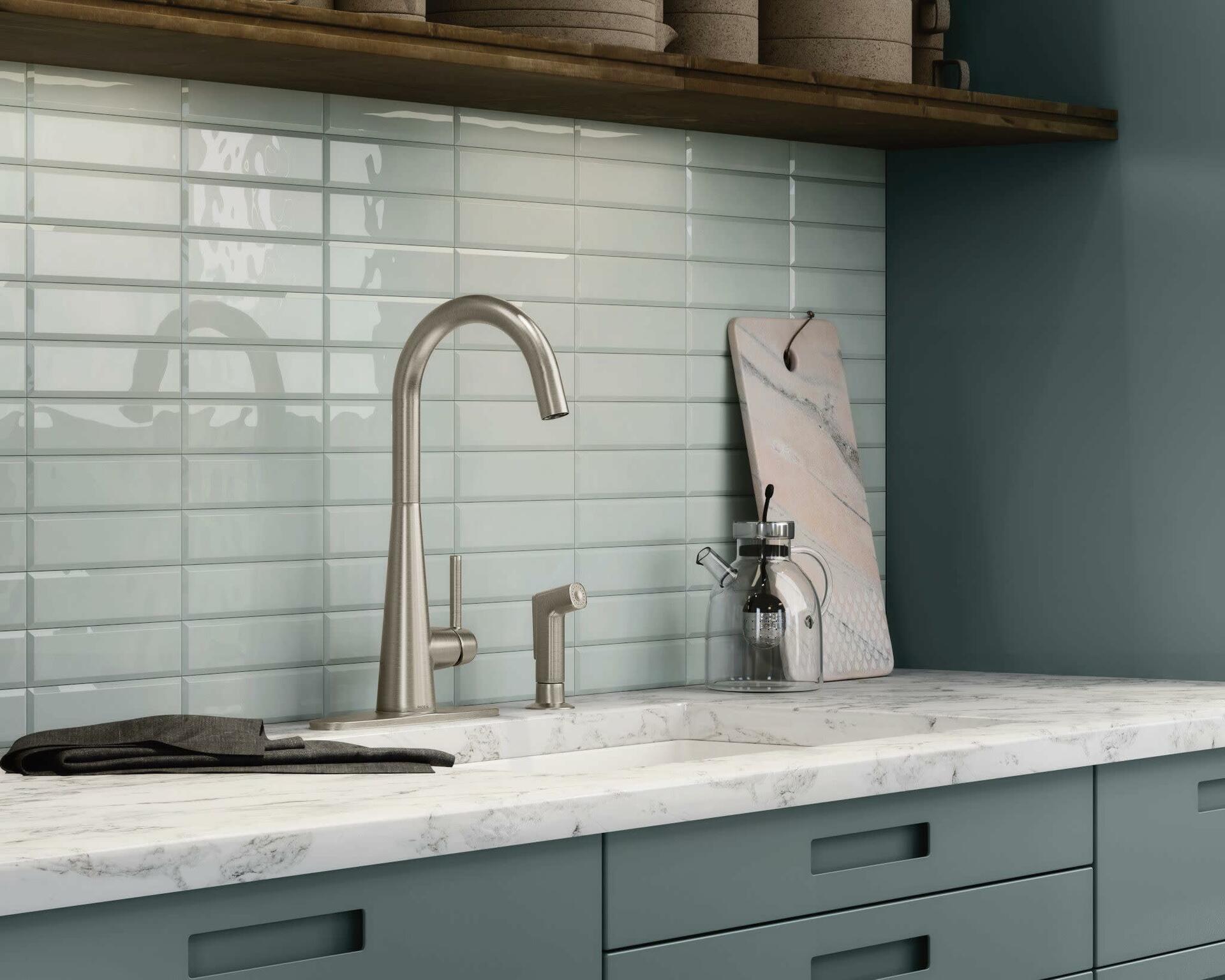 MOEN Sleek 7870SRS One-Handle High Arc Kitchen Faucet with Side Spray in Spot Resist Stainless - Like New