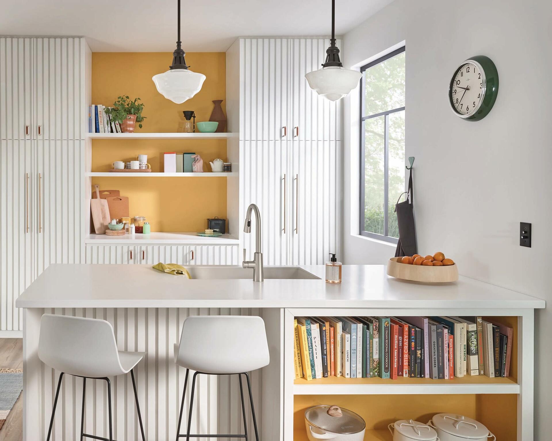 MOEN Riley Touchless 7402EWSRS One-Handle Pull-Down Sprayer Kitchen Faucet in Spot Resist Stainless - Like New