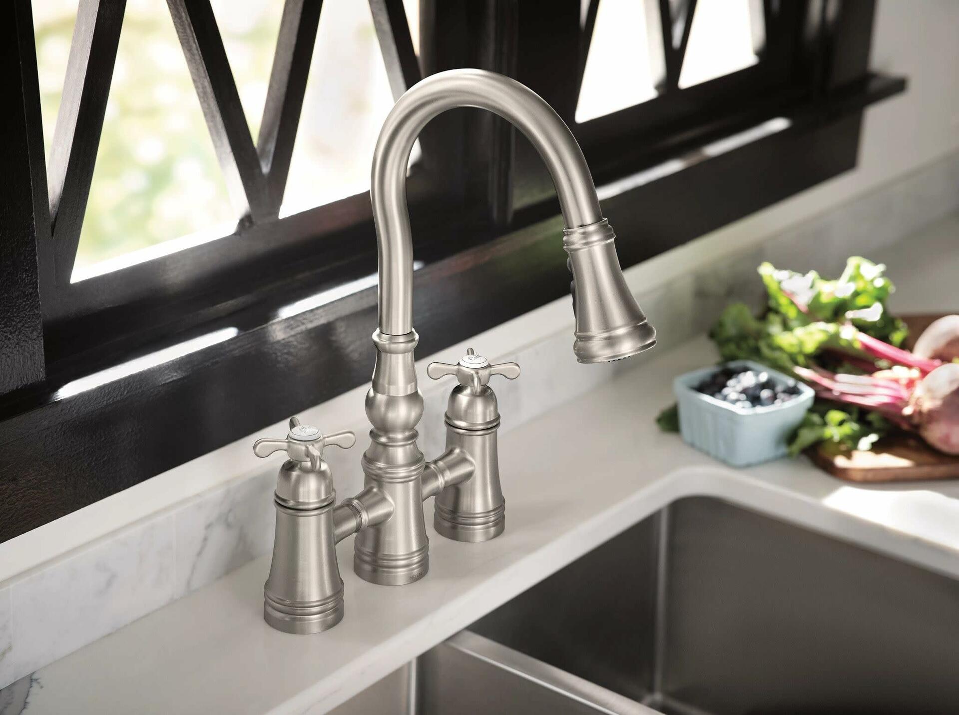 MOEN Weymouth S73204SRS Double Handle Deck Mount Bridge Kitchen Faucet in Spot Resist Stainless Steel - Like New