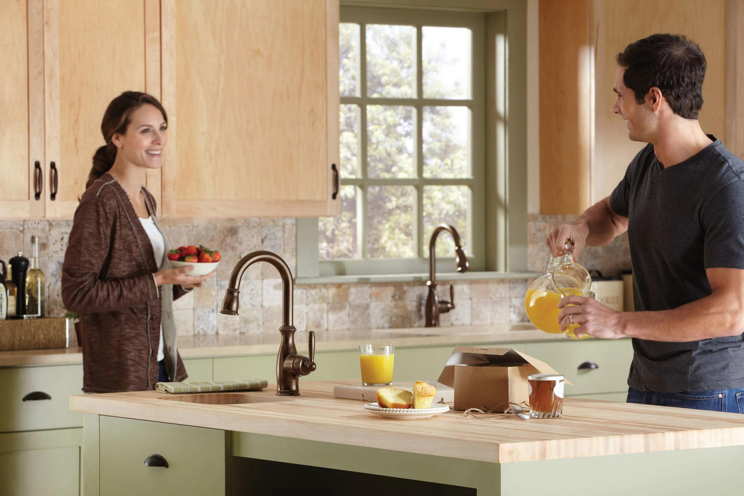 MOEN Brantford 7185ORB Single-Handle Pull-Down Sprayer Kitchen Faucet with Reflex and Power Boost in Oil Rubbed Bronze