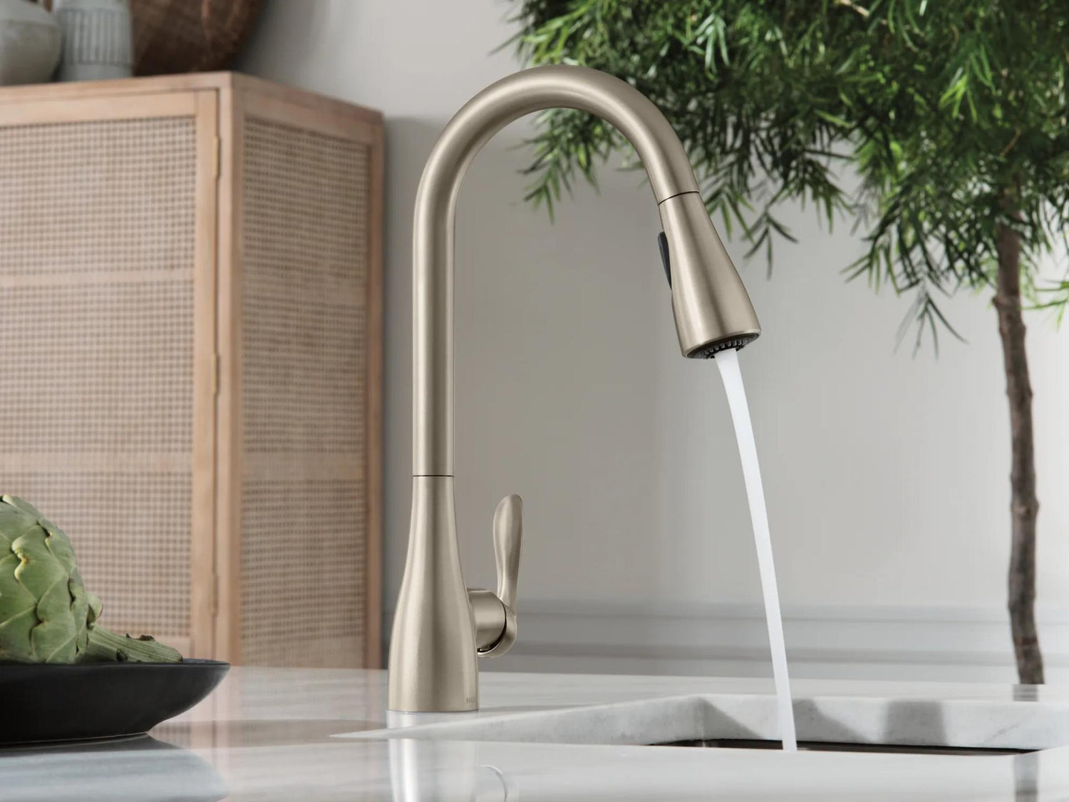 MOEN Georgene 87912SRS Single Handle Deck Mount Pull-Down Handle/Lever Kitchen Faucet in Spot Resist Stainless