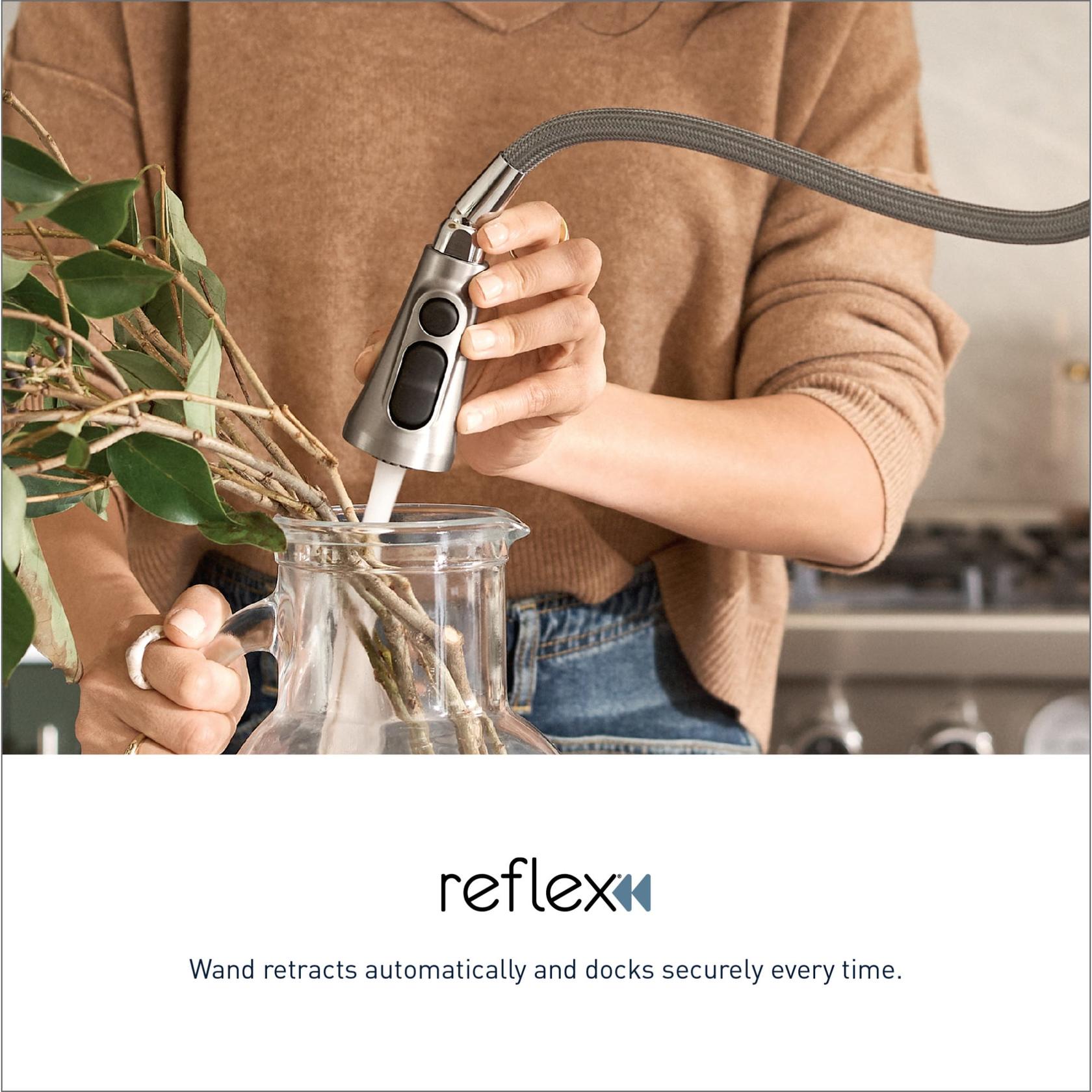 MOEN Riley 7402EW Touchless Single Handle Pull-Down Sprayer Kitchen Faucet in Chrome - Like New