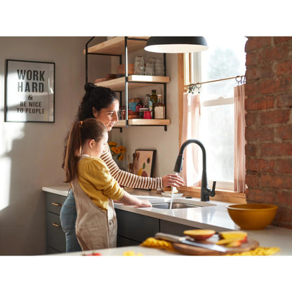 MOEN Haelyn 87627EIBL Pull Down Sprayer Kitchen Faucet ColorCue with 360 Degree Spout Swivel and Power Boost in Matte Black