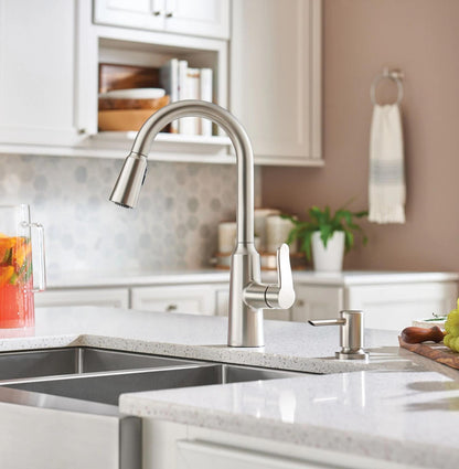 MOEN Edwyn 87028SRS Single Handle Deck-mount Pull-down Kitchen Faucet with Sprayer in Spot Resist Stainless