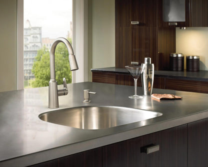 MOEN Edwyn 87028SRS Single Handle Deck-mount Pull-down Kitchen Faucet with Sprayer in Spot Resist Stainless