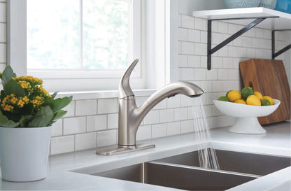 MOEN Medina 87039SRS Single-Handle Pull Out Kitchen Faucet in Spot Resist Stainless