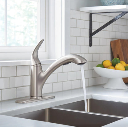 MOEN Medina 87039SRS Single-Handle Pull Out Kitchen Faucet in Spot Resist Stainless