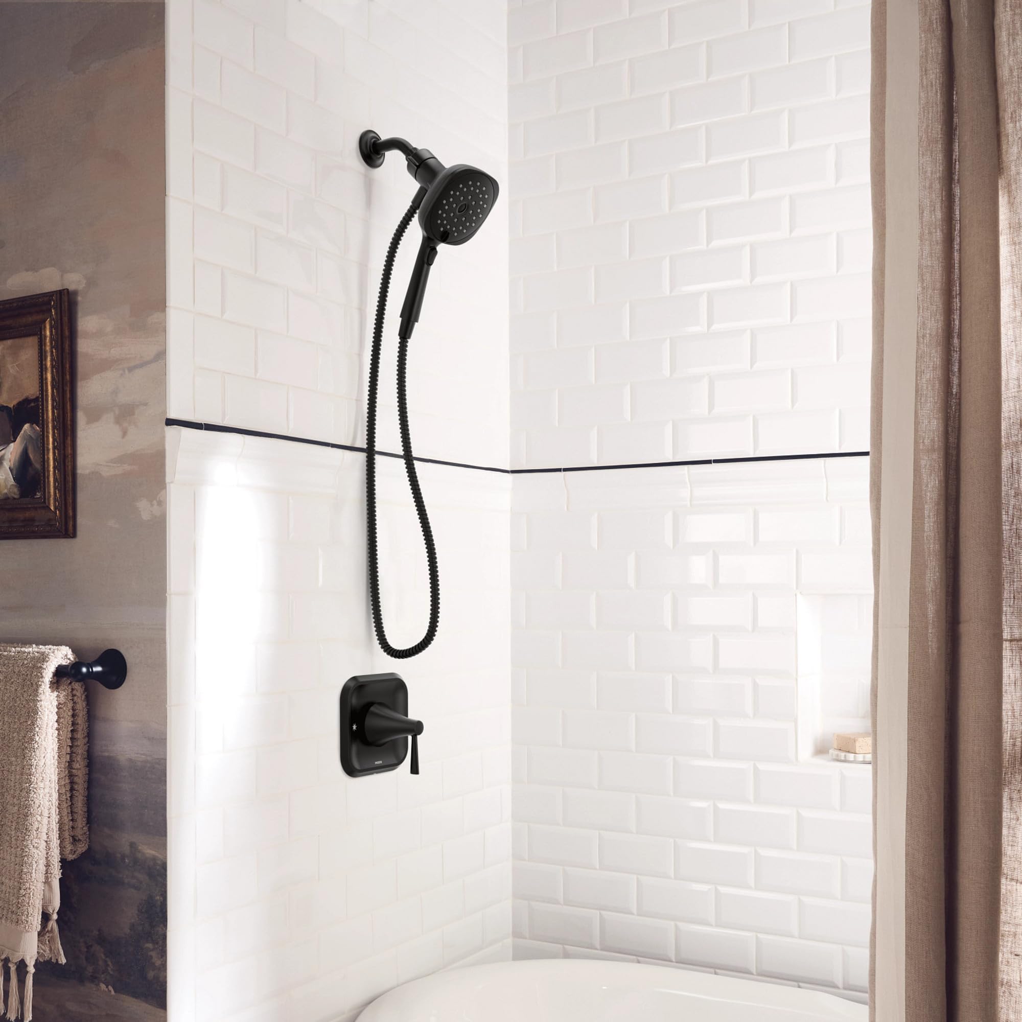 MOEN Ronan 82023BL One-Handle 6-Function Magnetix Handheld Shower Faucet in Matte Black (Valve Included)