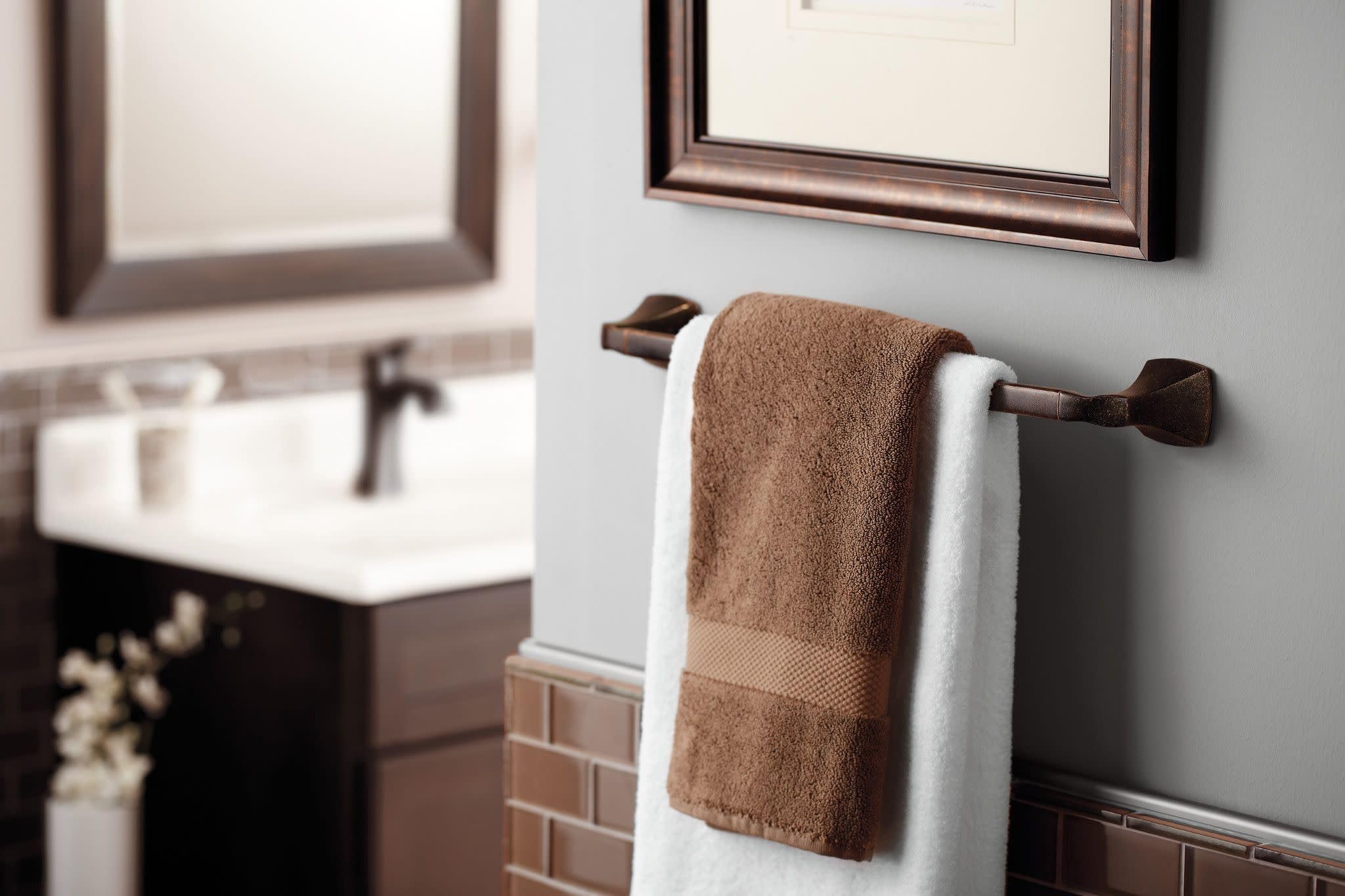 Moen Voss Brushed Nickel 24-Inch Bathroom Towel Bar, Wall Mounted Bath or Hand Hanging Rack, YB5124BN