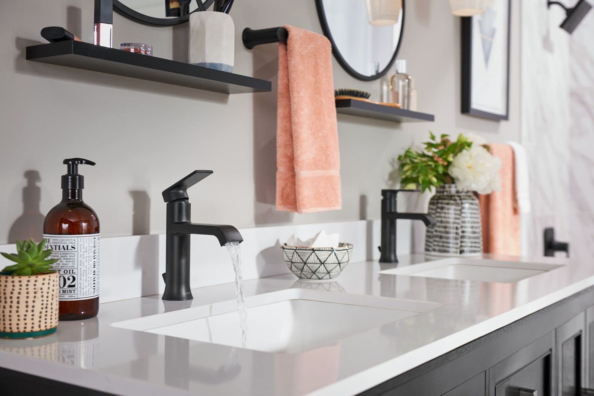 Moen Genta LX Towel Bar, Matte Black, 6.8-Inch, BH3886BL