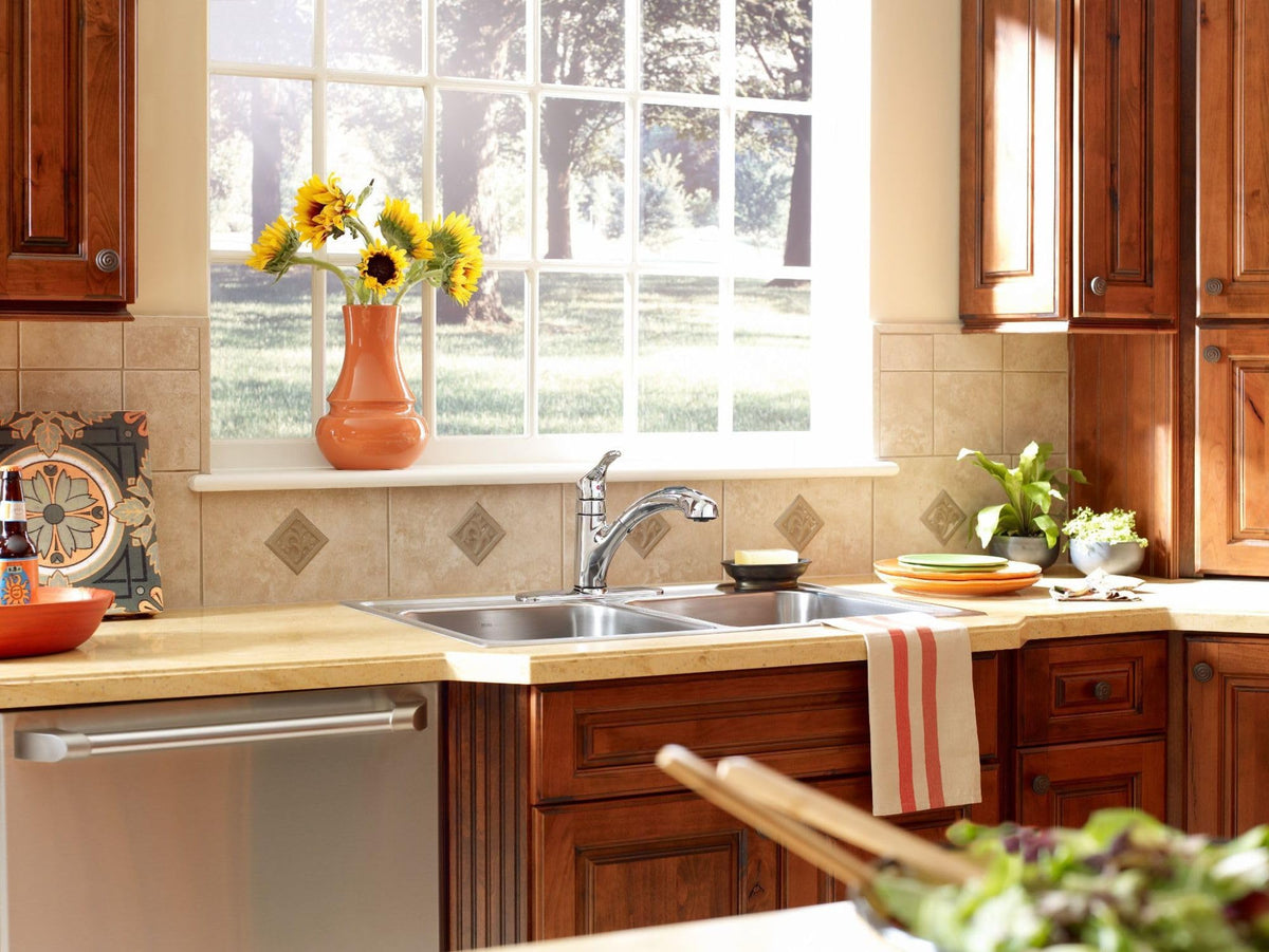 MOEN Renzo CA87316C One-Handle Pullout Kitchen Sink Faucet with 2-Spray, Chrome