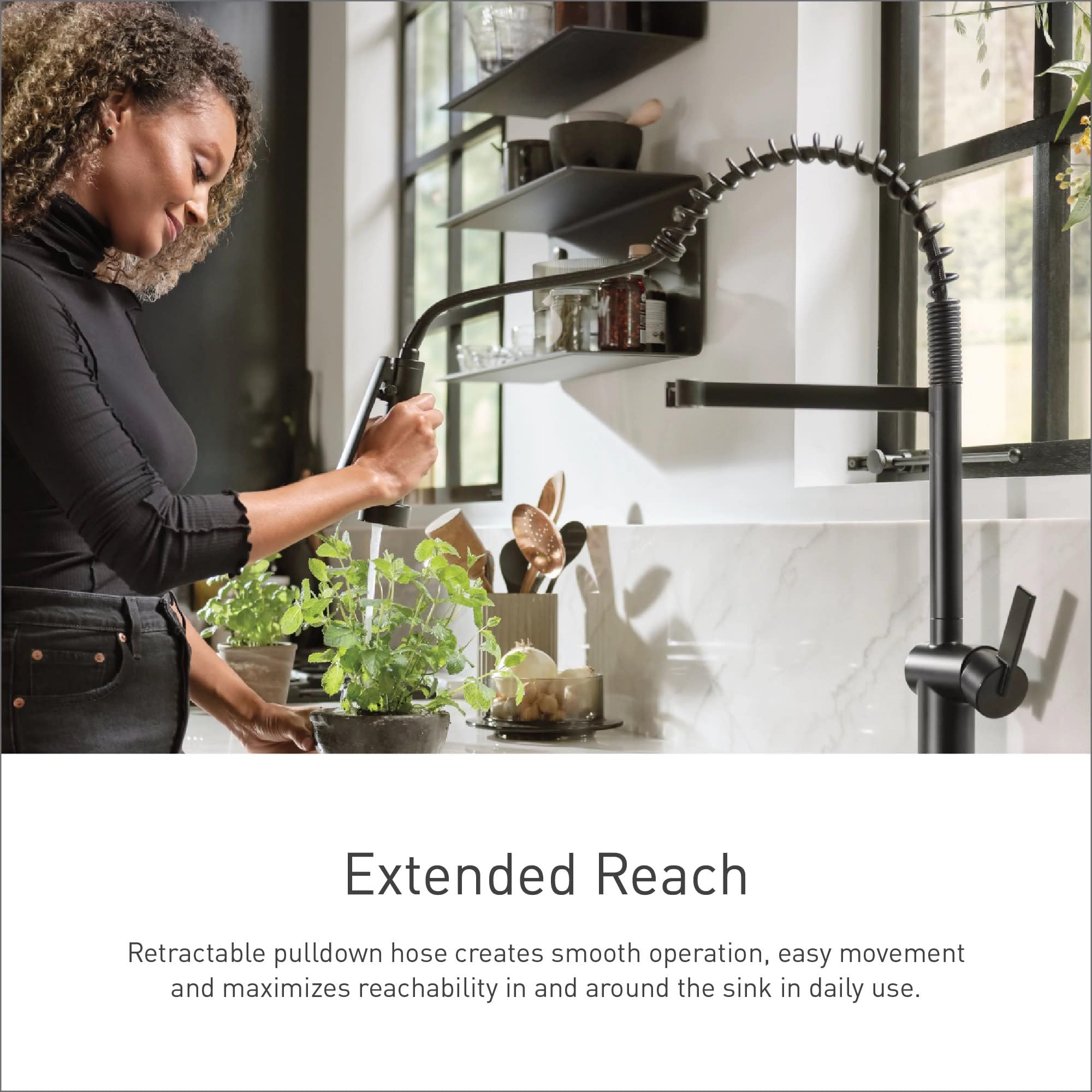 MOEN Align 5923BG Single-Handle Pre-Rinse Spring Pull-Down Sprayer Kitchen Faucet with Power Boost in Brushed Gold - Like New