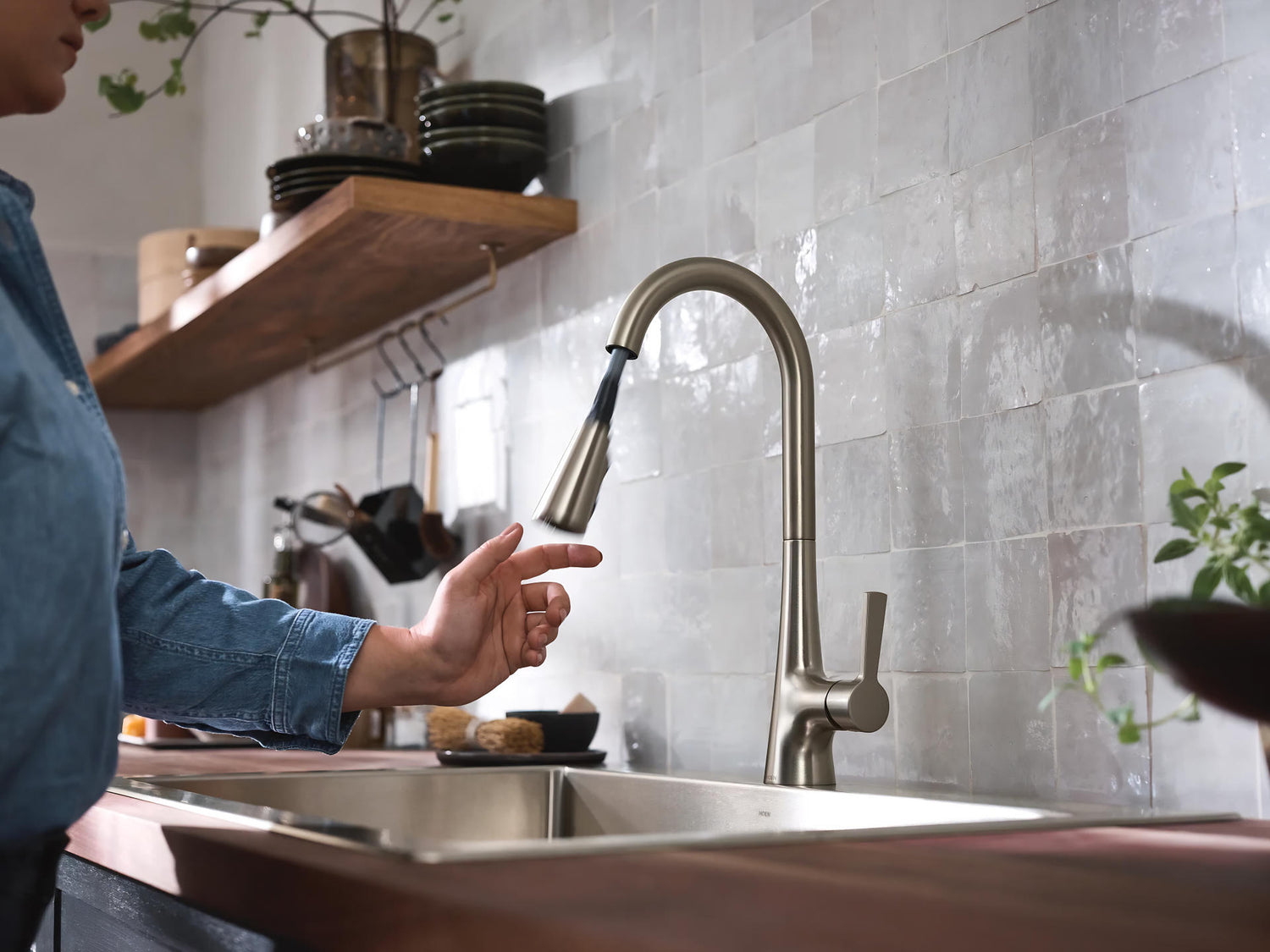 Moen Mikah 87069SRS One-Handle High Arc Pulldown Kitchen Faucet in Spot Resist Stainless
