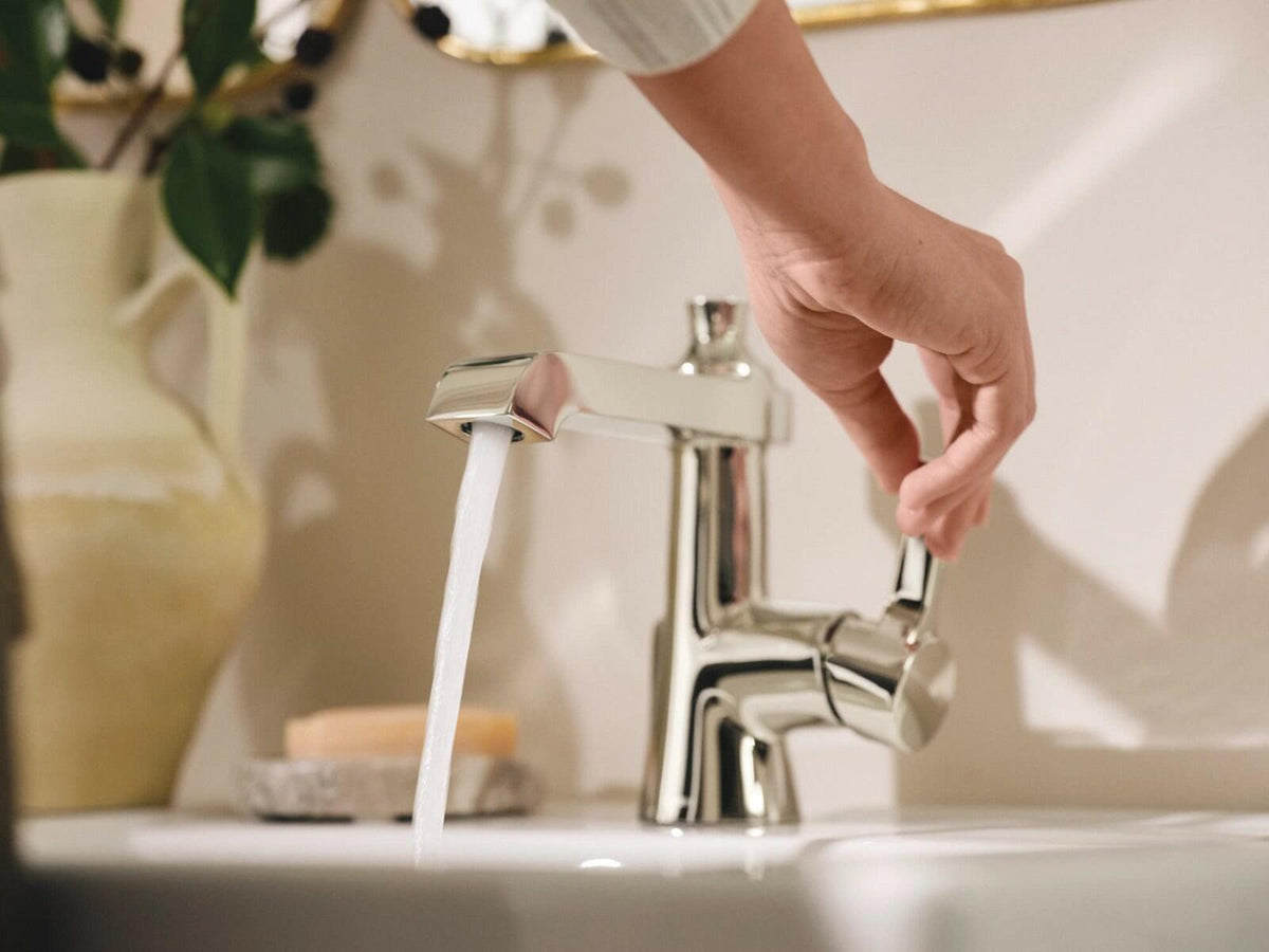 MOEN Flara S6981NL 1.2 GPM One-Handle Bathroom Faucet in Nickel (Drain Included)