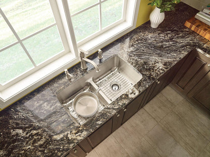 MOEN Belfield 7245C Single-Handle Standard Kitchen Faucet with Side Sprayer in Chrome