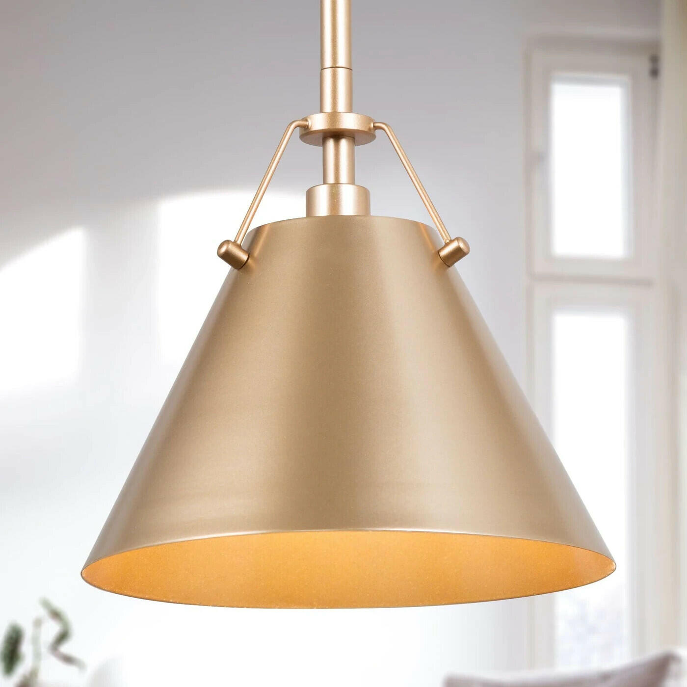 LNC MODERN ANTIQUE GOLD PENDANT LIGHT A04020 - Like New