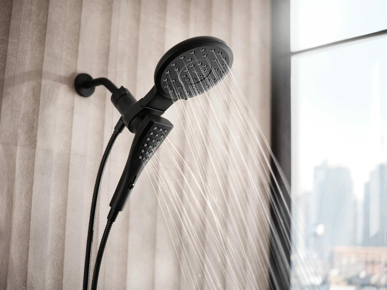 MOEN Verso 220C3BL 8-Spray Patterns with 1.75 GPM 7 in. Wall Mount Dual Handheld Shower Heads with Infiniti Dial in Matte Black