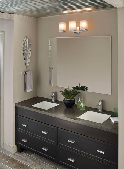 MOEN S6700 90° Single Hole Single-Handle Low-Arc Bathroom Faucet in Chrome