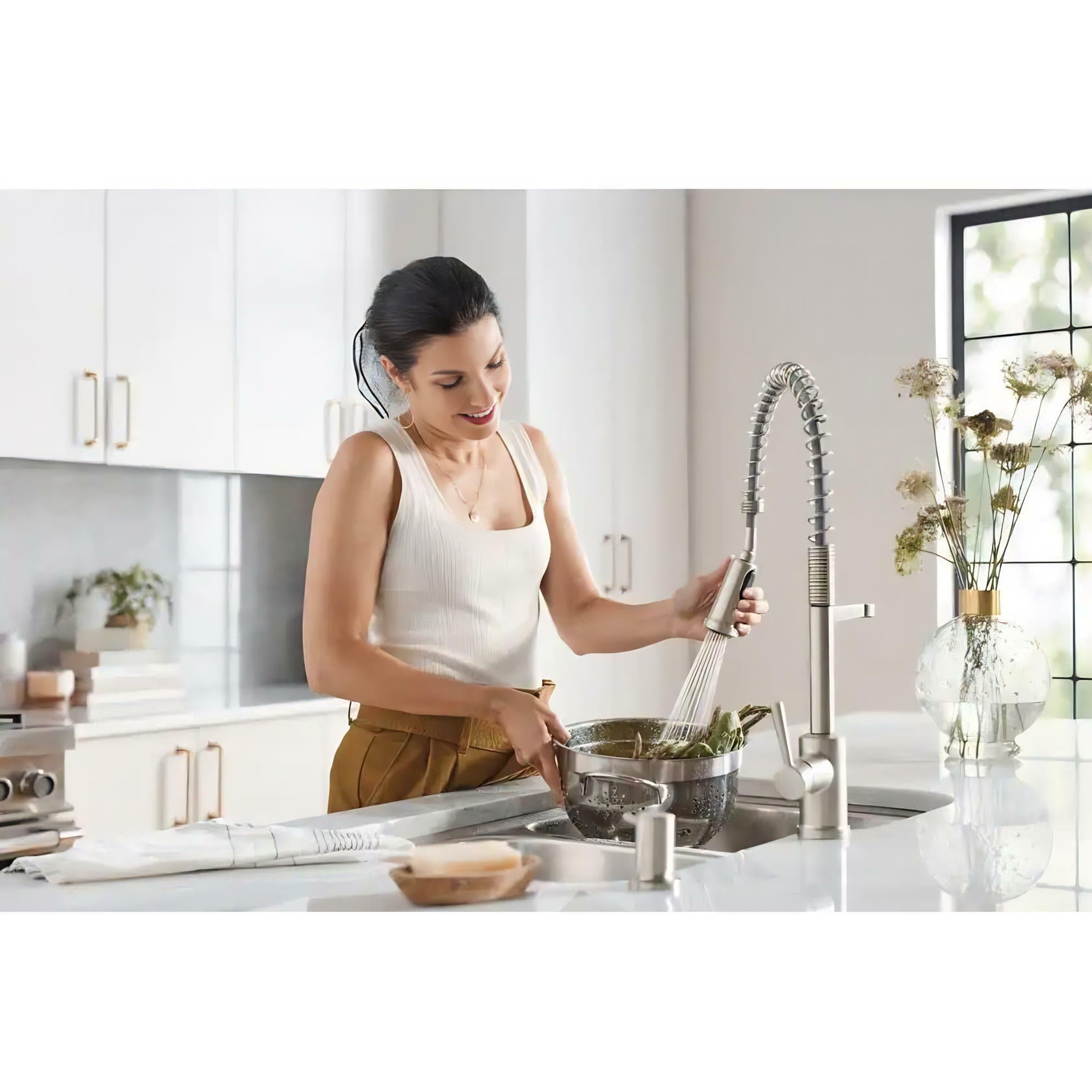 MOEN Indi 87194SRS Single-Handle Pulldown Sprayer Kitchen Faucet with Power Clean in Spot Resist Stainless