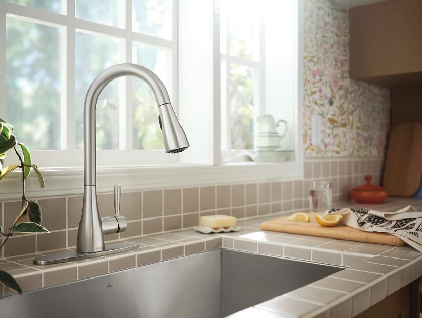 MOEN Doherty 87260SRS Single Handle Pull-Down Kitchen Faucet with Reflex in Spot Resist Stainless
