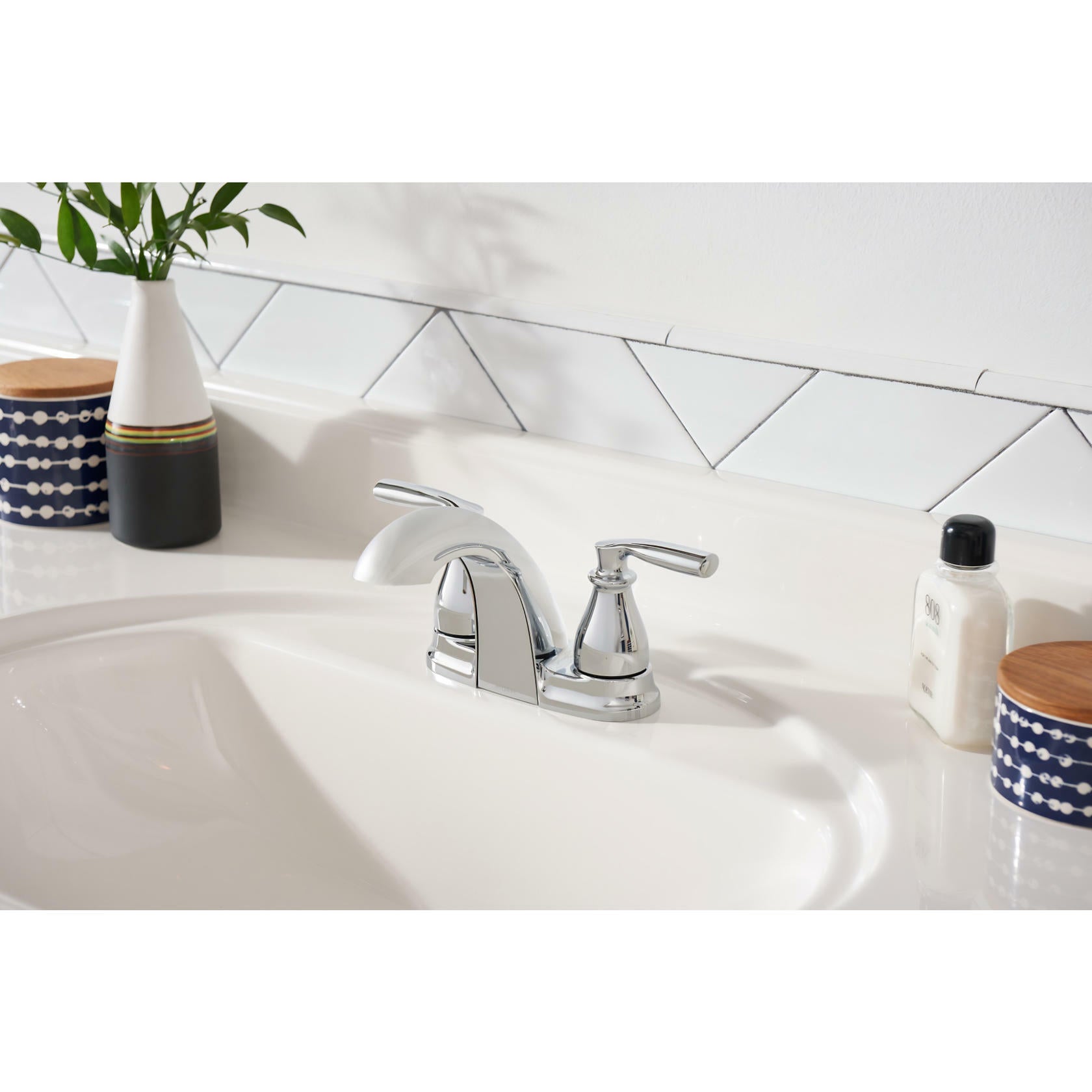 MOEN Hilliard 84532 Two Handle Centerset Lavatory Bathroom Faucet in Chrome