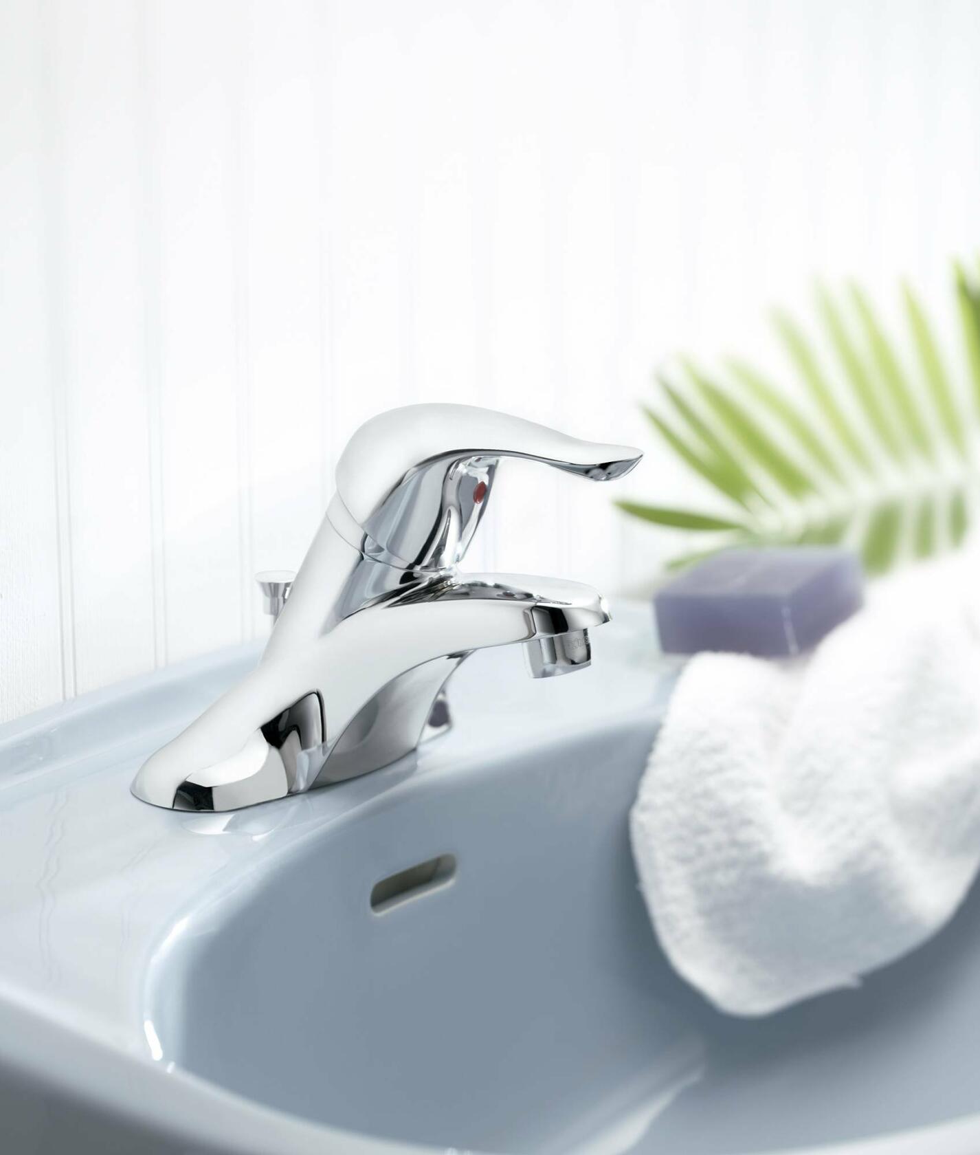 Moen Chateau L4621 Single Handle Centerset Bathroom Faucet in Chrome (Valve Included)
