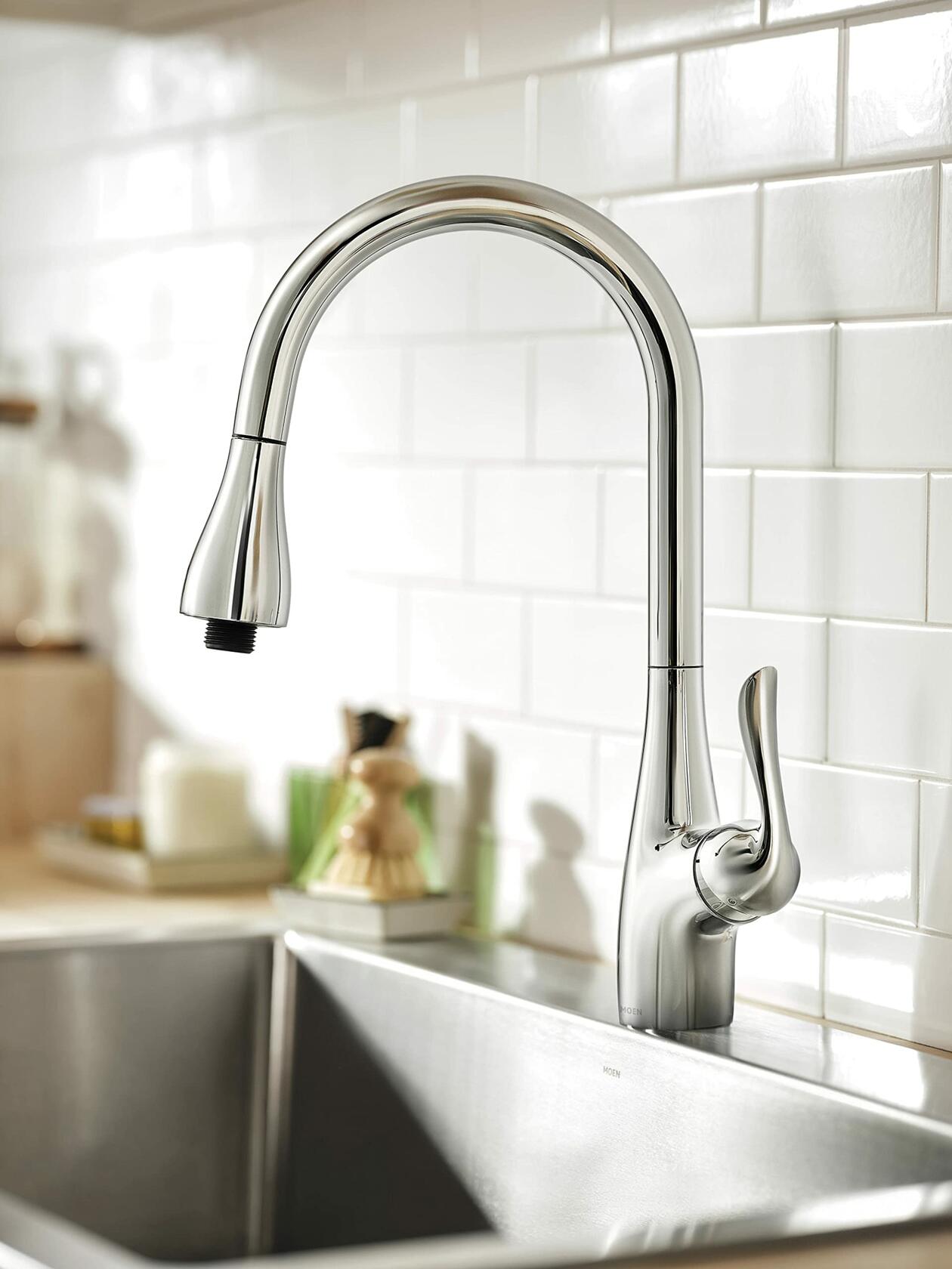 MOEN Arbor 4736 Single Handle High-Arc Kitchen Faucet in Chrome