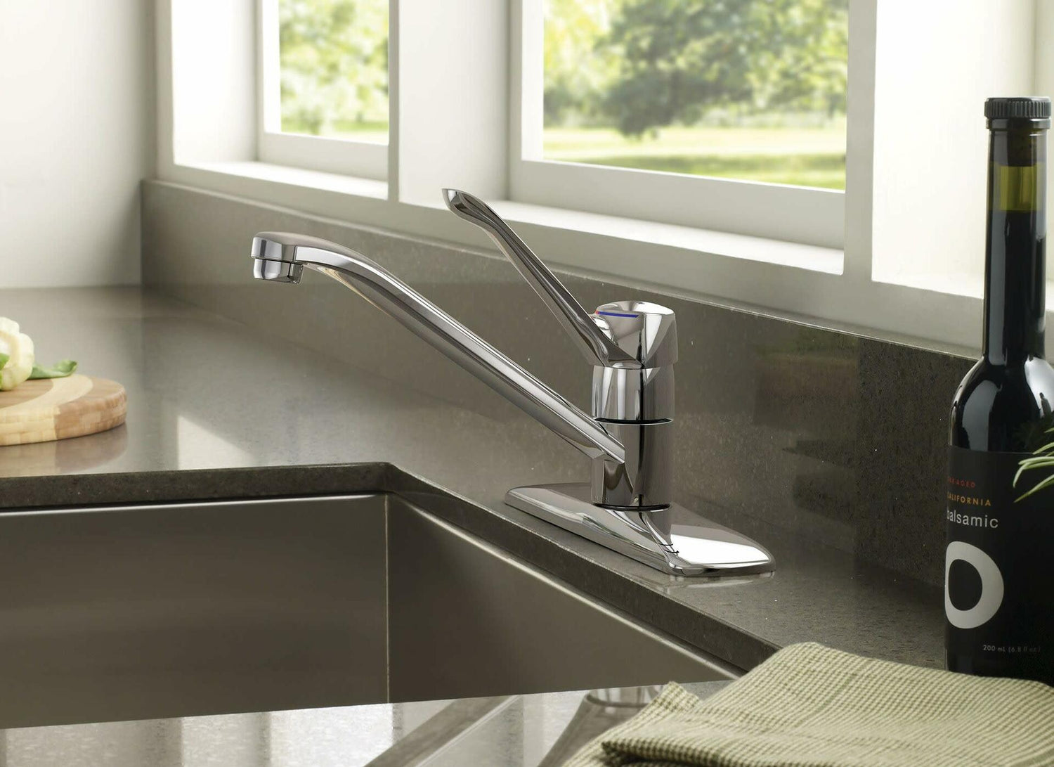 MOEN Chateau 7425 Low-Arc Single-Handle Standard Kitchen Faucet in Chrome